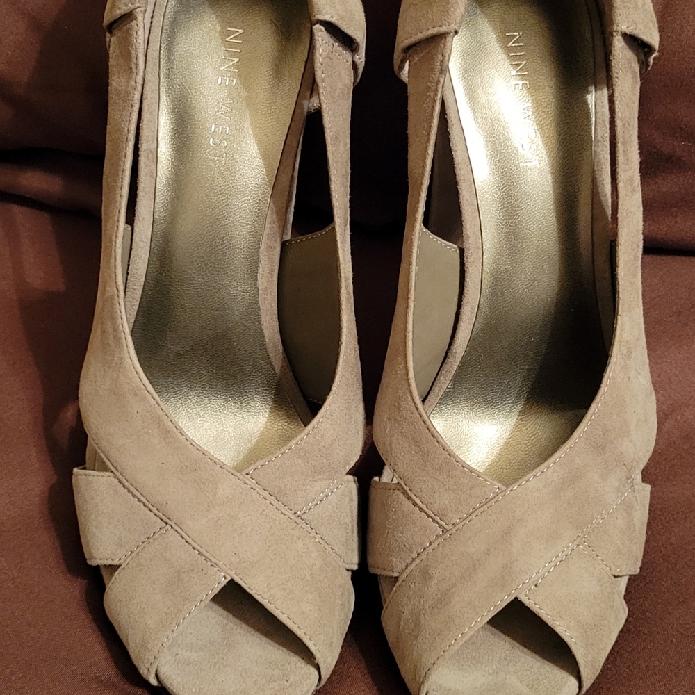 Womens shoes